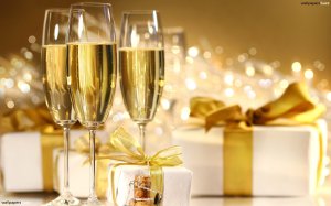 b_three-glasses-of-champagne