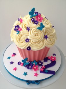 Cupcake-Birthday-Cake